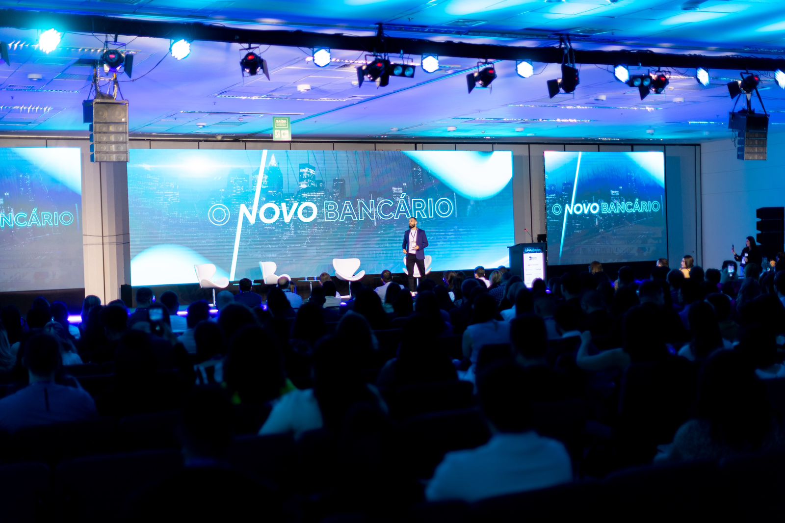 Transformando conhecimento em conexão. Evento "O Novo Bancário" com produção Miralua Eventos.